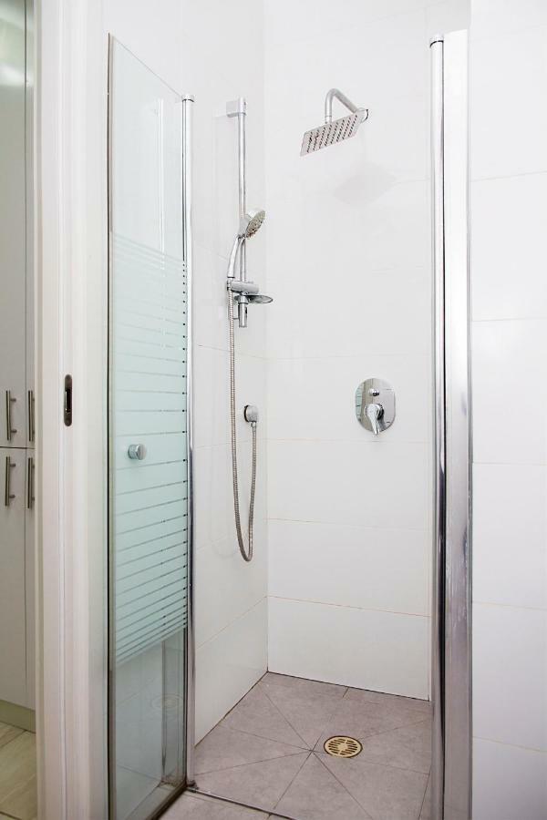 Apartments4You Dinara Bat Yam Buitenkant foto