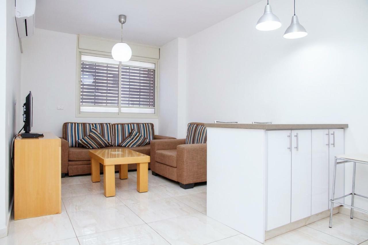 Apartments4You Dinara Bat Yam Buitenkant foto