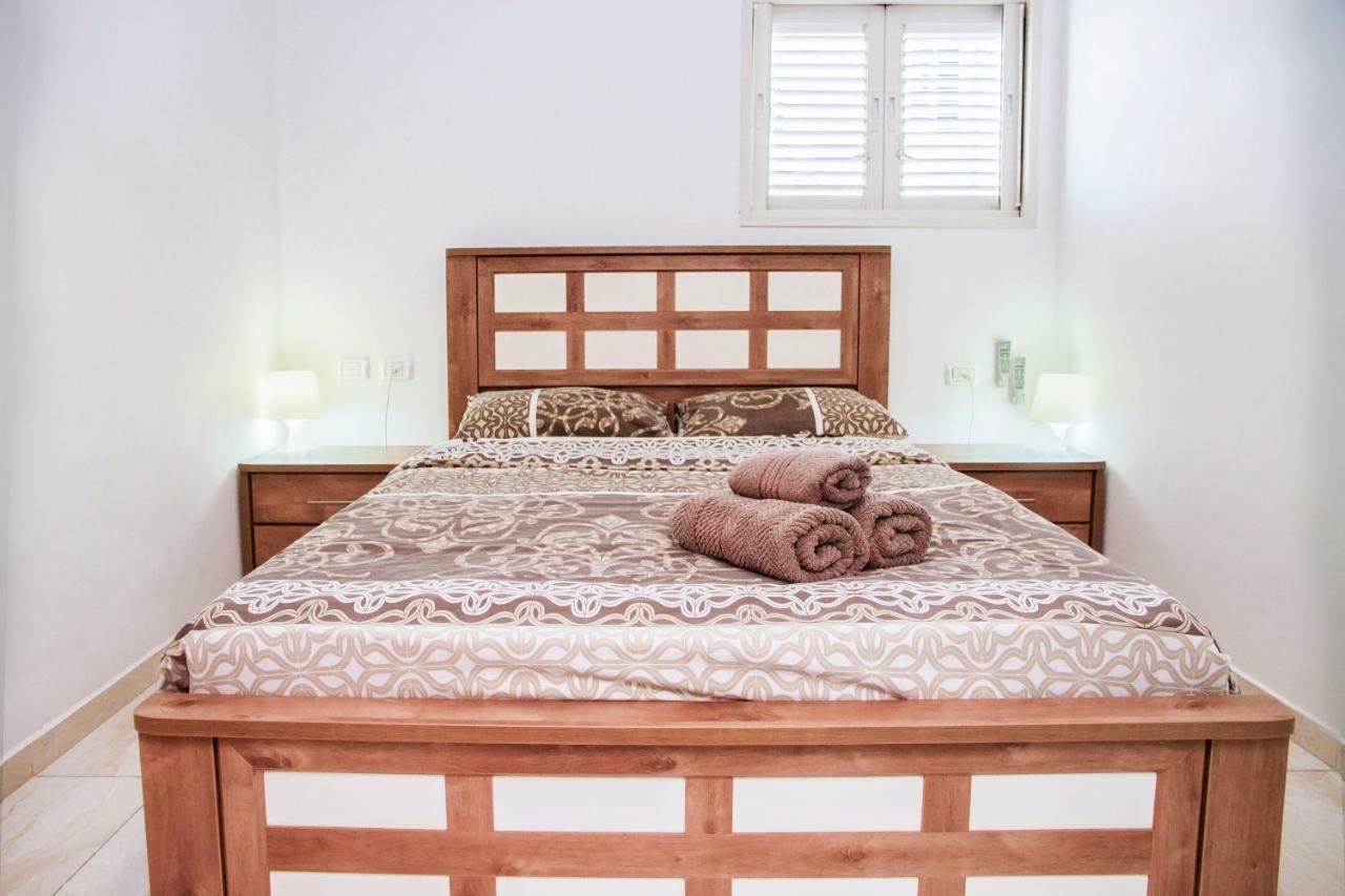 Apartments4You Dinara Bat Yam Buitenkant foto