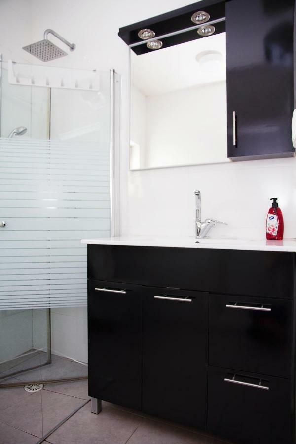 Apartments4You Dinara Bat Yam Buitenkant foto